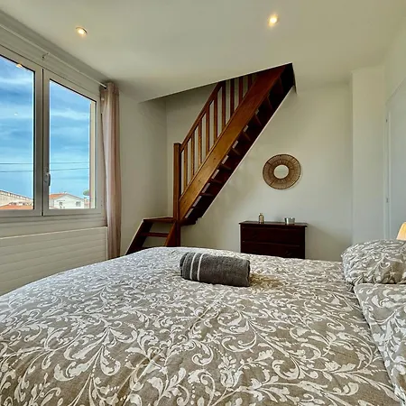 Apartment Spacieux Appartement, Grande Terrasse Et Parking Prive ! *